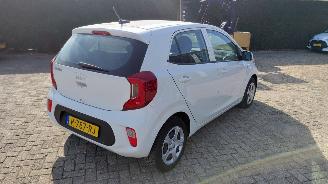 Kia Picanto 1.0 dpi  5drs airco picture 4