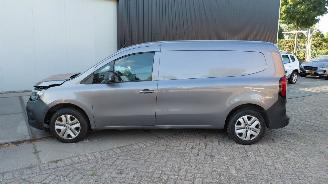 Unfallwagen Renault Kangoo 1.5 dci 95pk lang  automaat    navi 2024/4
