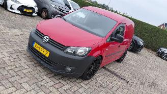 krockskadad bil bedrijf Volkswagen Caddy 1.6 tdi  75 pk  airco navi 2014/7