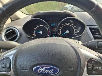 Ford Fiesta 1.0 i  80pk  ultimate 5drs picture 8