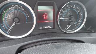 Toyota Auris 1.8 hybrid   73kw pano  navi clima picture 8