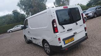 Renault Trafic 2.0 dci 150pk automaat navi  airco picture 2