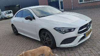 Coche accidentado Mercedes Cla-klasse 200 amg line 163pk  navi clima 2023/9