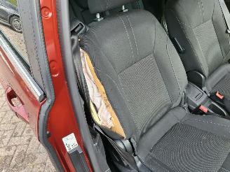 Ford B-Max 1.0i   74kw  navi clim picture 13