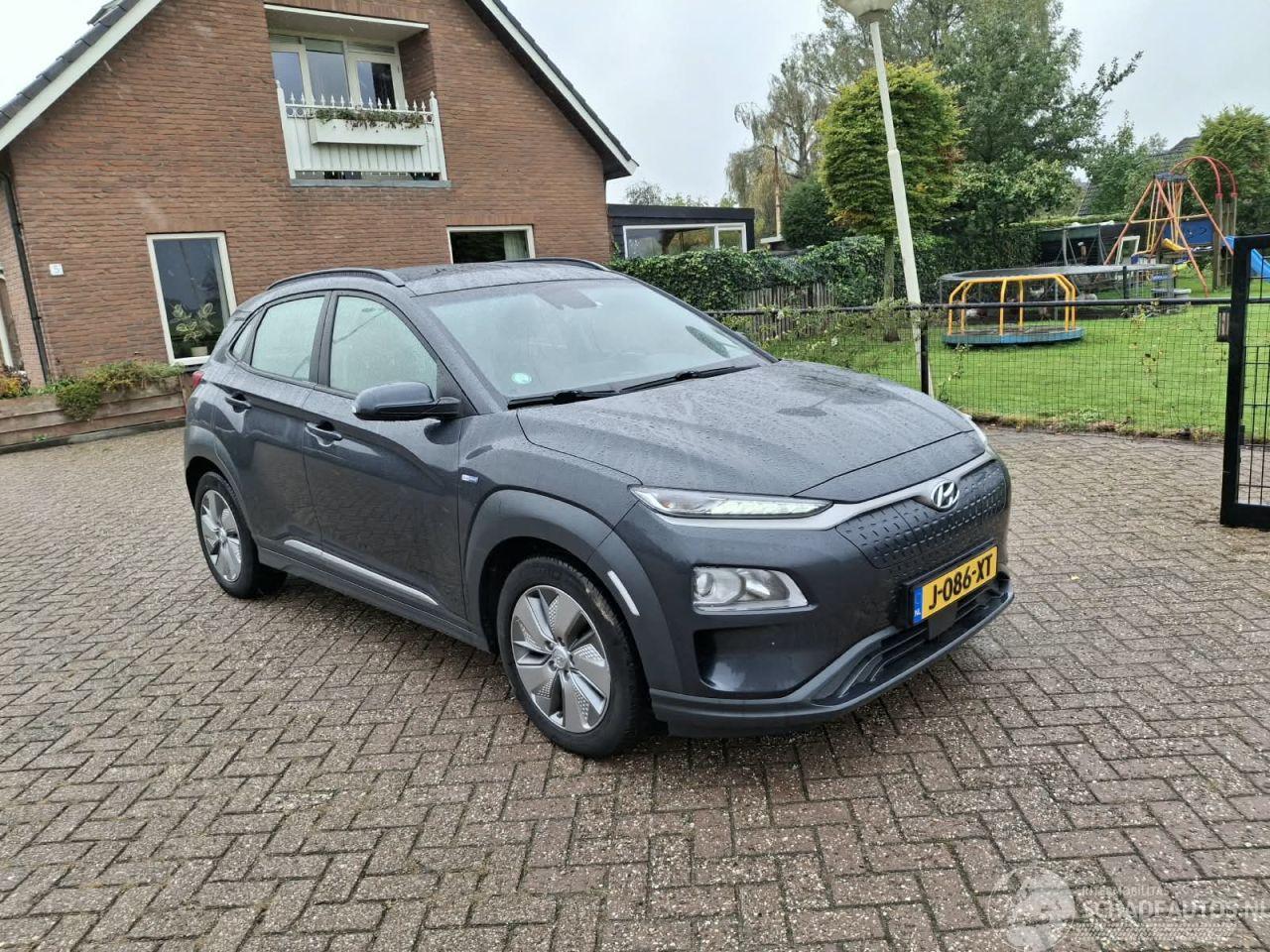 Hyundai Kona 64kw accu    204pk navi clima