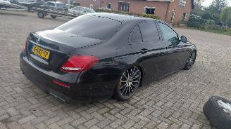 Mercedes E-klasse 350d  258pk  lang  navi  pano leer  navi amg line picture 4