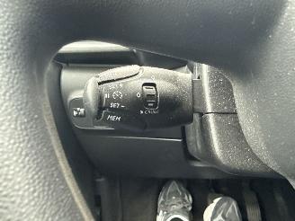 Citroën C3 PURETECH S&S EDITION LICHTE SCHADE! BOUWJAAR 2020  6400 EURO picture 11