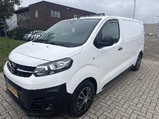 krockskadad bil bedrijf Opel Vivaro 2.0 CDTI AUTOMAAT L2H1 EDITION BOUWJAAR 2020  6999 EURO EX BTW 2020/3