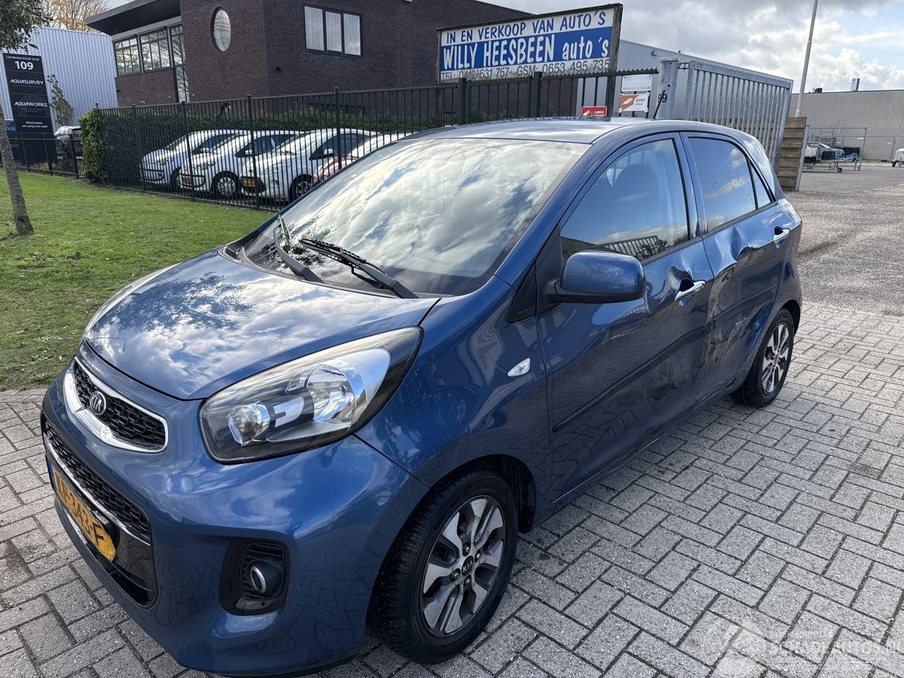 Kia Picanto 1.0 PLUSLINE NAVIGATOR LICHTE ZIJSCHADE! 2016  3999 EURO VAST