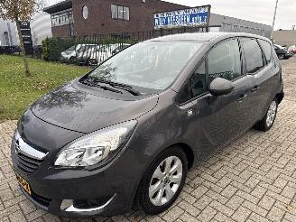 skadebil auto Opel Meriva 1.4 TURBO AUTOMAAT RIJDBARE SCHADE! BOUWJAAR 2014 5250 EURO 2014/8