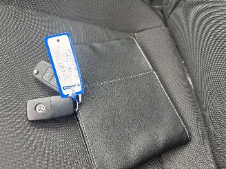 Volkswagen Up! 1.0 BLEUMOTION LICHTE SCHADE! 151000 KM BOUWJAAR 2019 5500 EURO picture 11