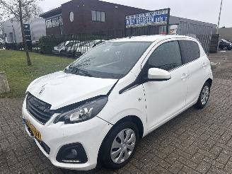 krockskadad bil auto Peugeot 108 1.0e-VTI BOUWJAAR 2020 RIJDBAAR 71941 KM PRIJS 4850 EURO 2020/5