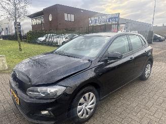 skadebil auto Volkswagen Polo 1.0 BOUWJAAR 2020 MET RIJDBARE SCHADE! VASTE PRIJS! 8999 EURO 2020/10