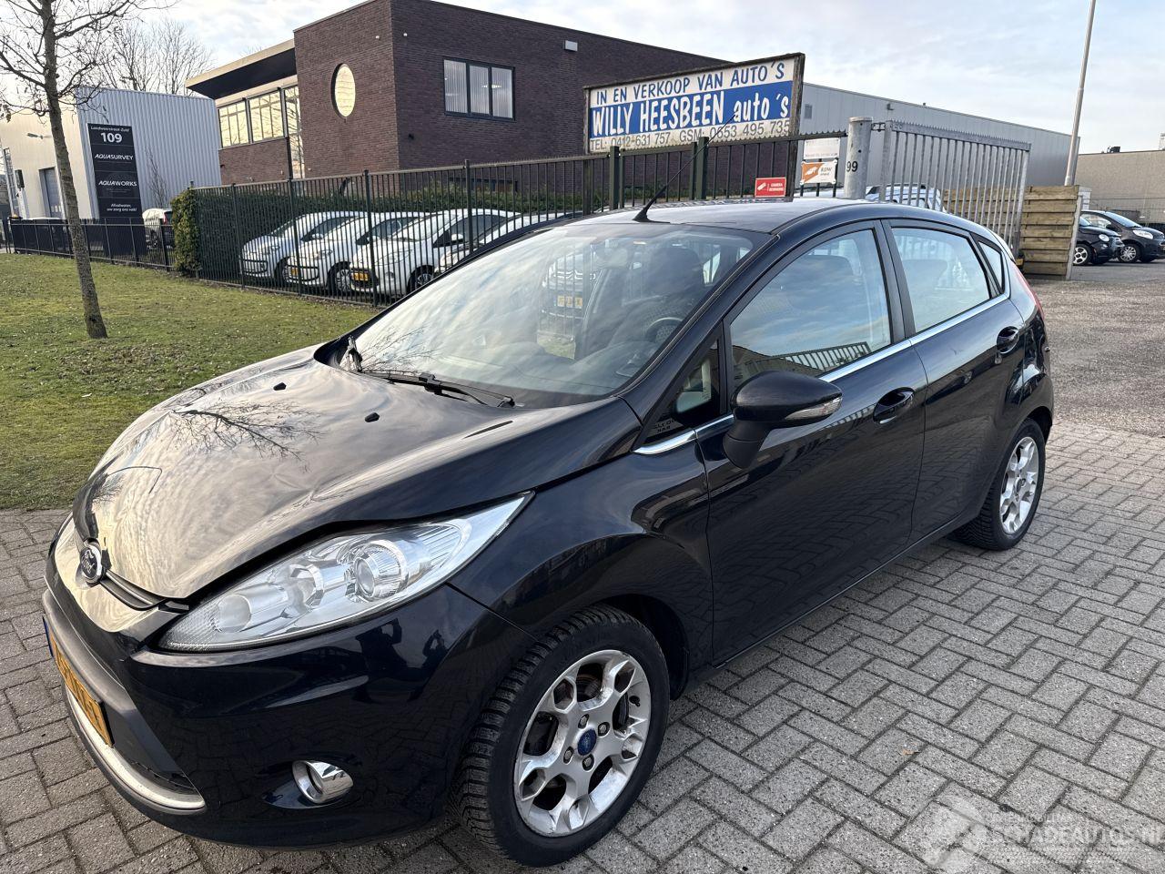 Ford Fiesta 1.25 TITANIUM SCHROEFSCHADE! BOUWJAAR 2012 132790KM 2400 EURO