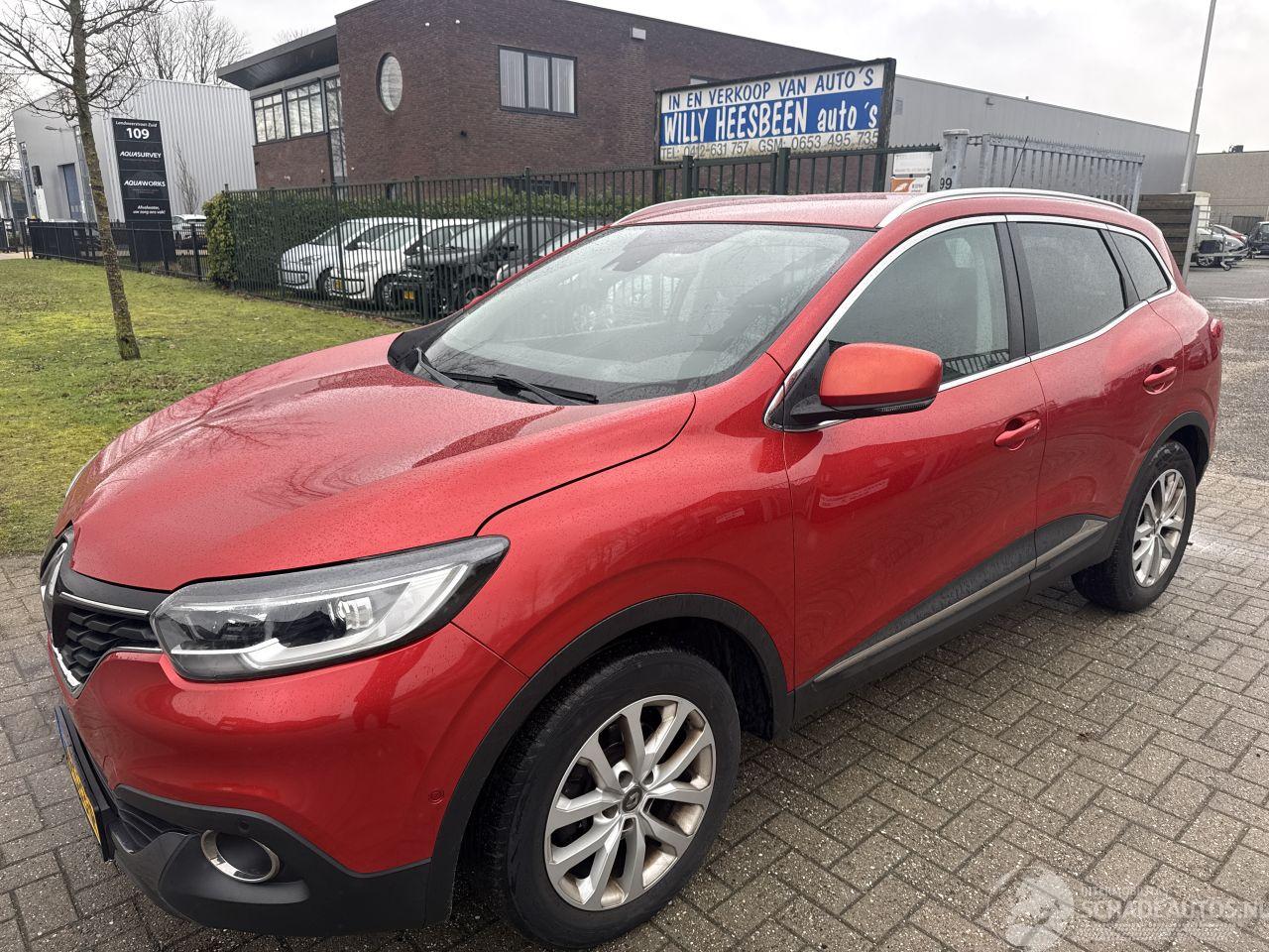 Renault Kadjar 1.2 TCE INTENS SUPERLICHTE SCHADE! BOUWJAAR 2015 6900 EURO