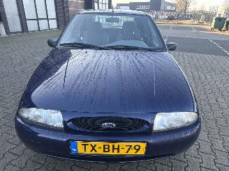 Ford Fiesta 1.3-16V FORZA 5 DEURS 74510 KM  VASTE PRIJS 699 EURO picture 5