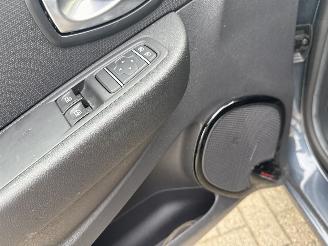 Renault Clio 0.9 TCe LIFE 33609 KM BOUWJAAR 2020 PRIJS 5999 EURO picture 7