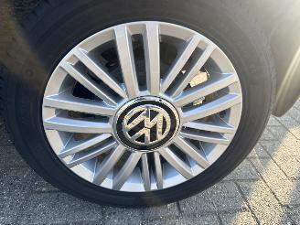 Volkswagen Up! 1.0 BLEUMOTION 111000 KM NAP BOUWJAAR 2016 SCHERP! 4850 EURO picture 7