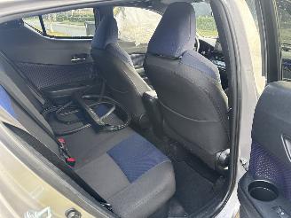 Toyota C-HR 1.8 HYBRID ADVENTURE RIJDBARE ZIJSCHADE! 2017  10950 EURO VAST picture 9