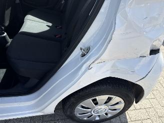 Volkswagen Up! 1.0 UP! LICHTE SCHADE! 2e EIGENAAR BOUWJAAR 2019  5850 EURO picture 7