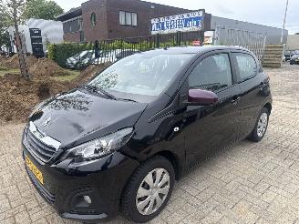 Coche accidentado Peugeot 108 1.0e-VTI BLEU LION 74463 KM BOUWJAAR 2017 LICHTE SCHADE! 4600 2017/4
