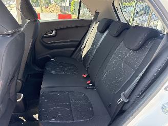 Kia Picanto 1.0 FIRST EDITION HAGELSCHADE! BOUWJAAR 2015 112740 KM 4275 EURO picture 10
