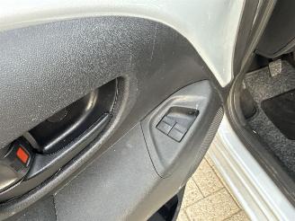 Citroën C1 1.0 VTi FEEL BUMPER SCHADE! BOUWJAAR 2019  4850 EURO VAST picture 6