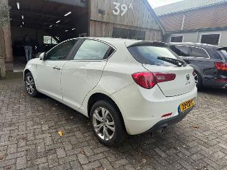 Alfa Romeo Giulietta 1.6 JTDM DISTINCTIVE picture 4