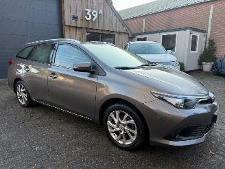 krockskadad bil auto Toyota Auris 1.2T 85000KM NAVI CAMERA 2016/8