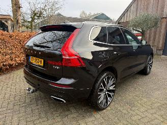 Damaged car Volvo Xc-60 T8 TWIN ENGINE AWD R-DESIGN PANO 2018/4