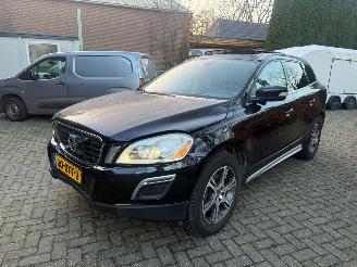 Coche accidentado Volvo Xc-60 2.0 T5 LEER PANO AUT NL AUTO 2012/8