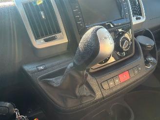 Fiat Camper ADRIA CORAL PLUS S 670SL AIRCO LENTGE BEDDEN TUSSEN DEUR picture 33