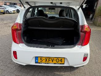 Kia Picanto 1.0 5DRS AIRCO NAVI NAP picture 11