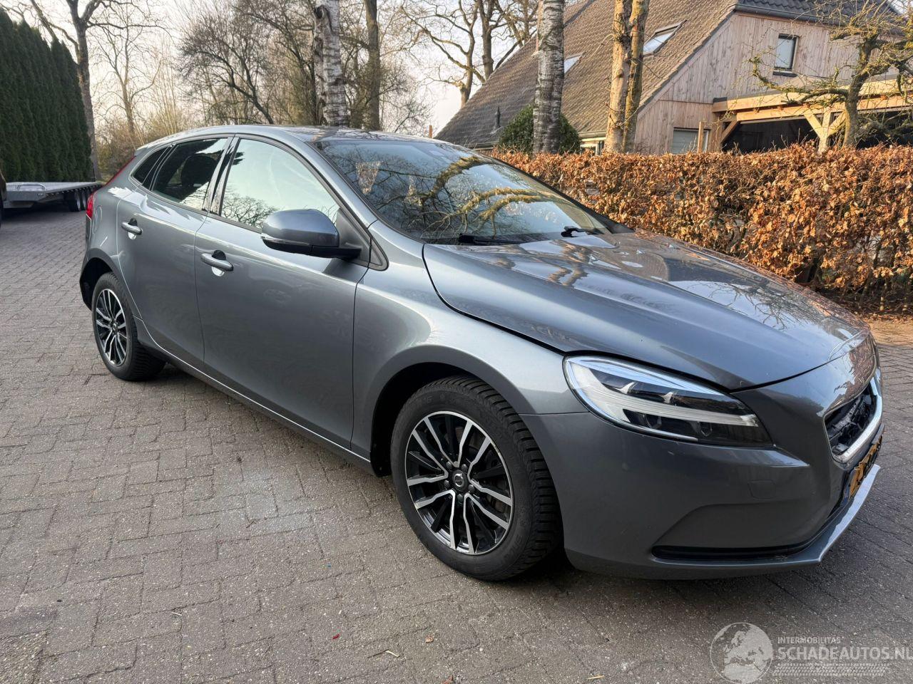 Volvo V-40 1.5 T2 POLAR + AUT NL AUTO