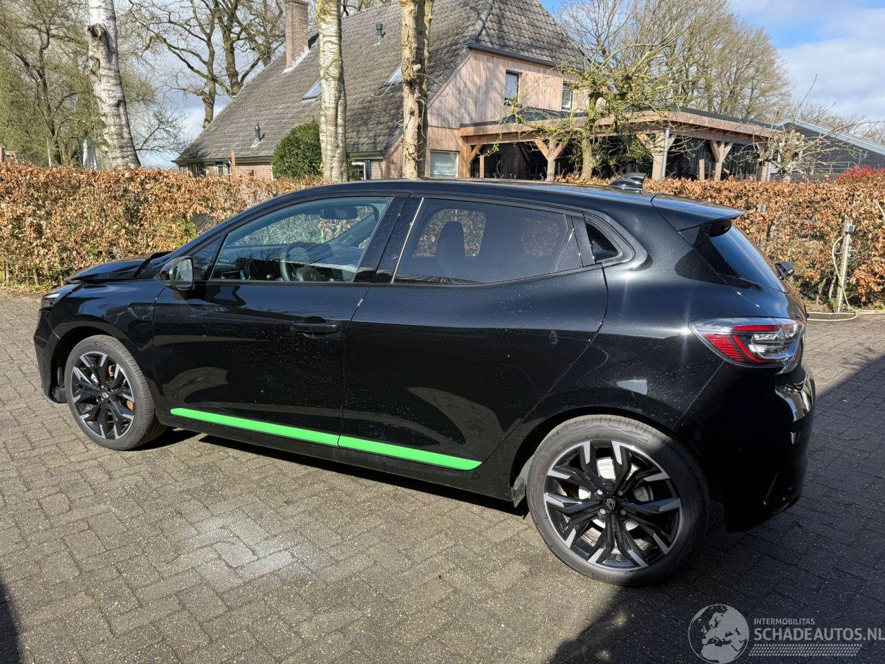 Renault Clio E-TECH HYBRID NL AUTO NIEUWE AUTO