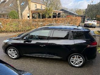 Renault Clio 1.5DCI GEEN SCHADE AIRCO NAVI CRUISE picture 9