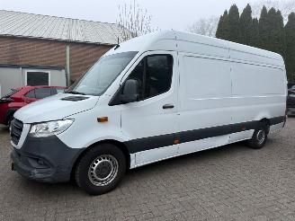 krockskadad bil bedrijf Mercedes Sprinter 316 2.2 CDI L3 H3 NAVI CAMERA 3SIT  MOOIE KM 2019/6