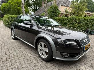 damaged passenger cars Audi A4 allroad 2.0 tfsi Quattro PANO NL AUTO NAP 2011/5