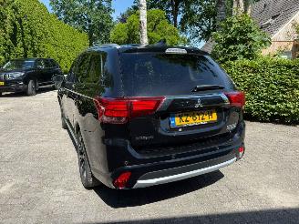 Mitsubishi Outlander 2.0PHEV  PLUGIN PREMIUM LUXE UITVOERING picture 2