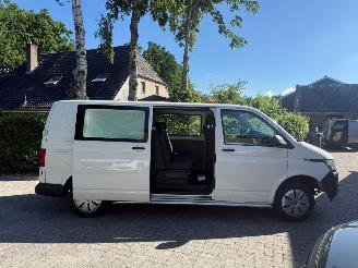 Volkswagen Transporter 2.0 TDI DC NAP AIRCO PDC TREKHAAK picture 9