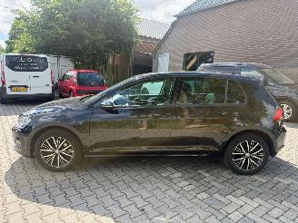 Unfallwagen Volkswagen Golf 1.6 TDI AUT ALLSTAR NAVI NETTE AUTO 2016/11