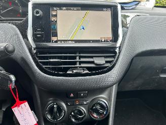 Peugeot 2008 1.2 ACTIVE AIRCO NAVI  CRUISE picture 14