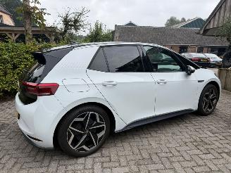 skadebil auto Volkswagen ID.3 FIRST PLUS 58KWH NL AUTO 2020/12