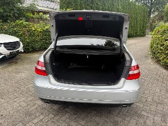 Mercedes E-klasse 200 CDI AUTOMAAT SUPER NETTE AUTO picture 12
