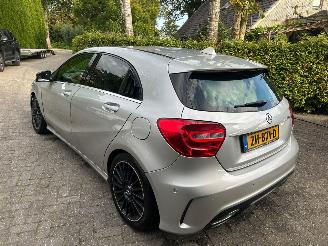 uszkodzony samochody osobowe Mercedes A-klasse 200CDI AGM  AUT! AIRCO/NAVI/STOELVERWARMING 2013/5