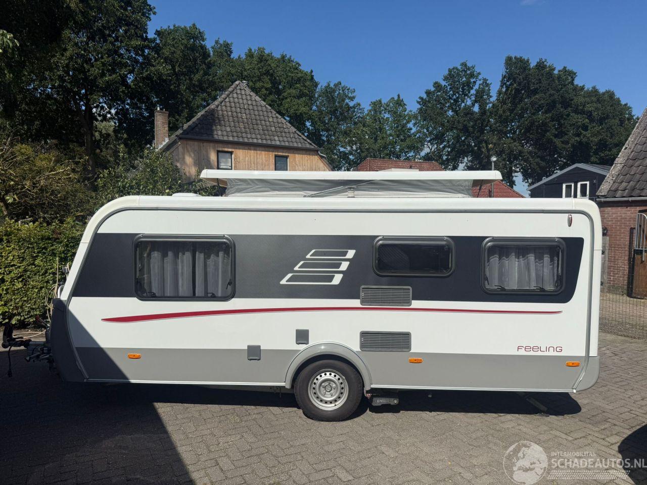 Hymer  ERIBA FEELING 470 LENGTE BEDDEN MOVER LUIFEL
