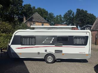dañado caravana Hymer  ERIBA FEELING 470 LENGTE BEDDEN MOVER LUIFEL 2014/10