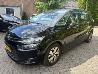 uszkodzony samochody osobowe Citroën C4 GRAN PICASSO 1.6 HDI 7P AUT! 2016/3