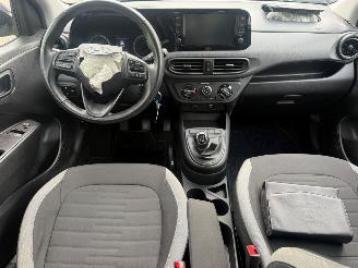 Hyundai I-10 1.0 NAP AIRCO SCHERM CRUISE picture 15