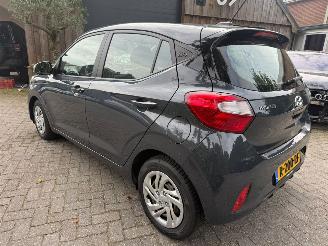 Auto incidentate Hyundai I-10 1.0 NAP AIRCO SCHERM CRUISE 2022/10